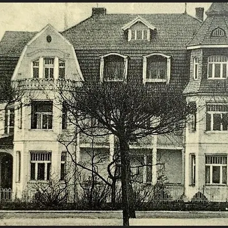 Bed and Breakfast Palacyk Srebrna Fala 3*